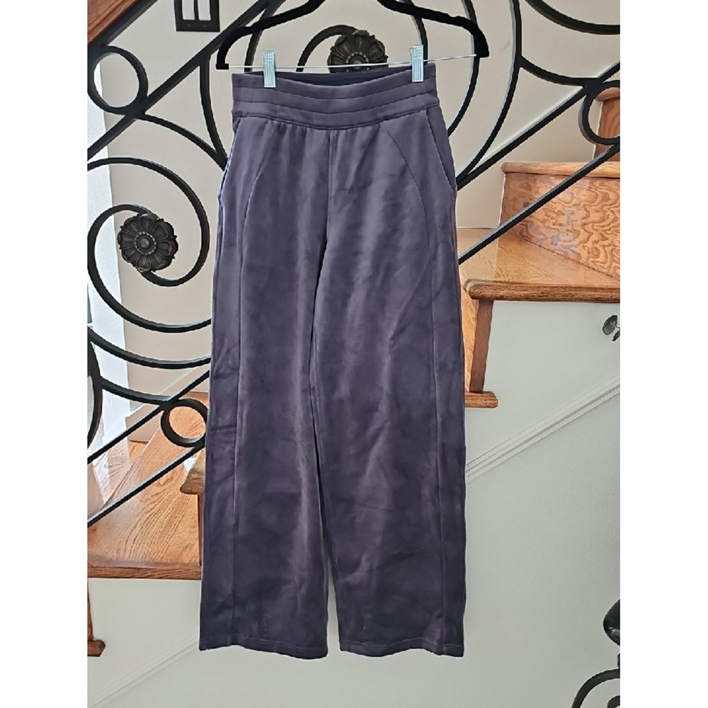 Lululemon Softstreme High-Rise Straight-Leg Pant Purple XS‎ LW5GVAS
